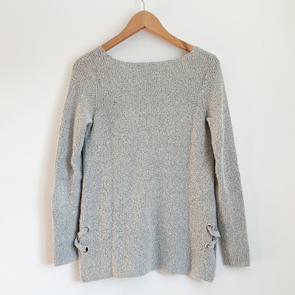 Le Chateau soft grey textured knit sweater - Picture 3 of 7